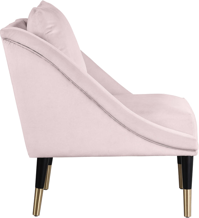 Elegante Pink Velvet Accent Chair